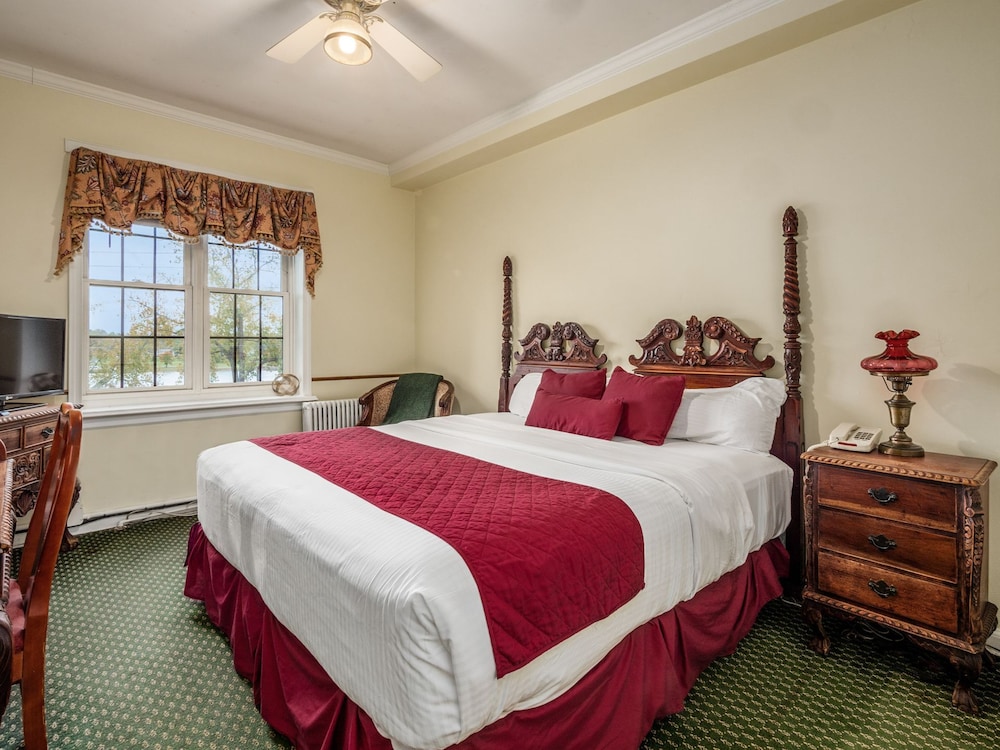 River view King - Photo 1