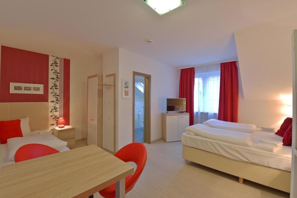 Triple Room photo 2