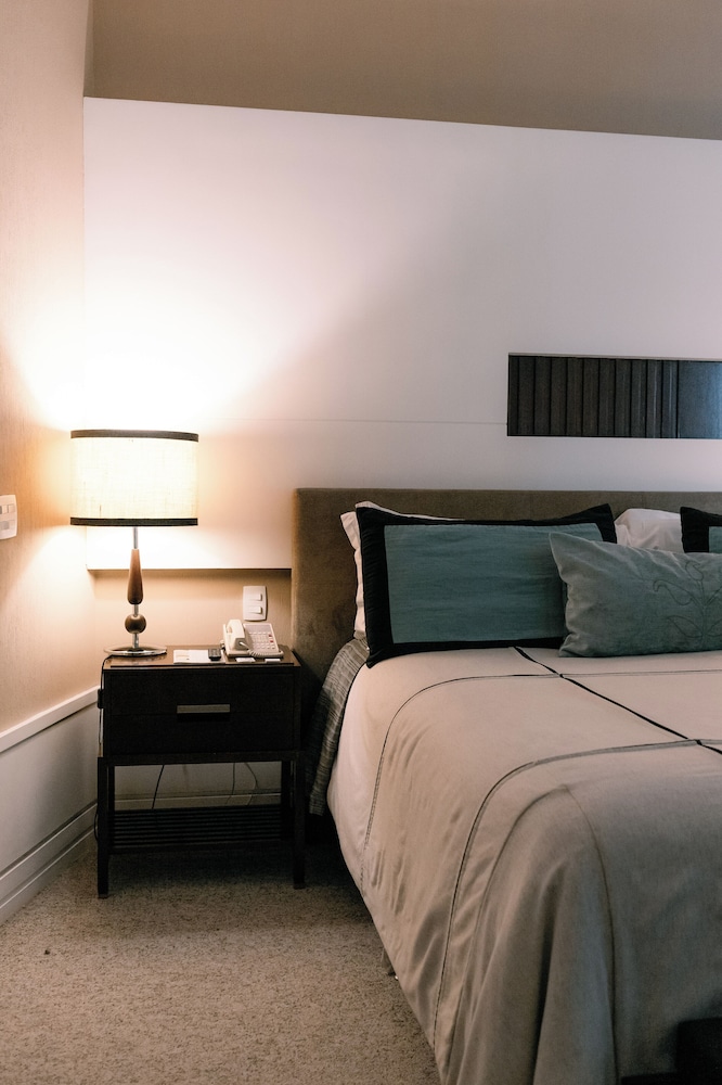 Presidential Suite, 2 Bedrooms thumbnail 5
