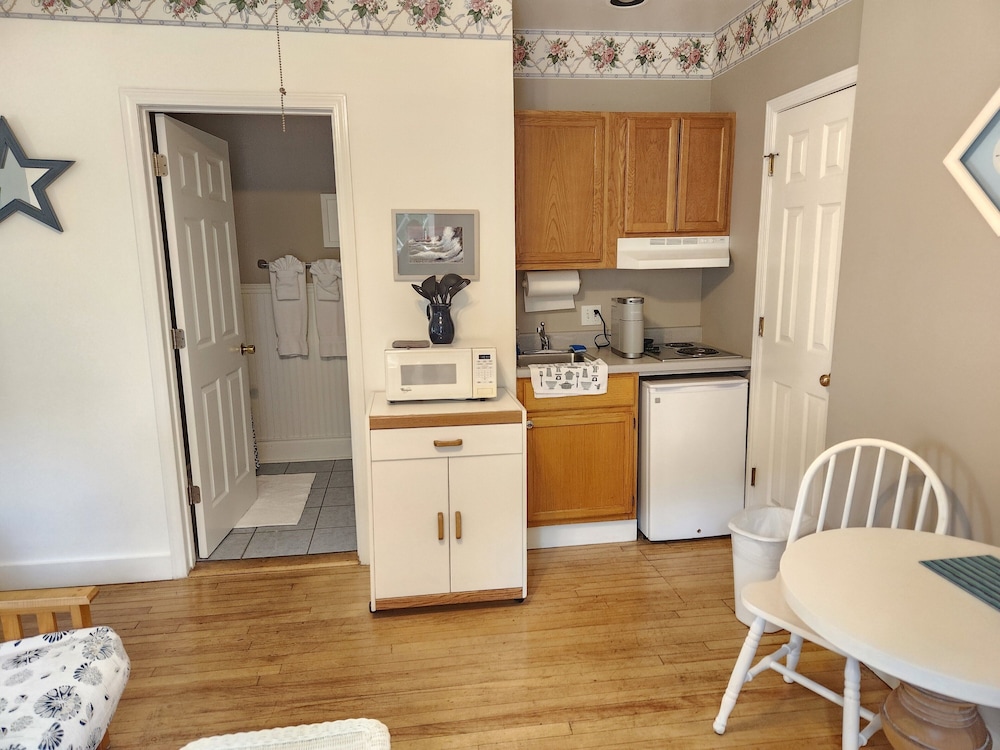 Studio Suite, 1 Bedroom photo 2