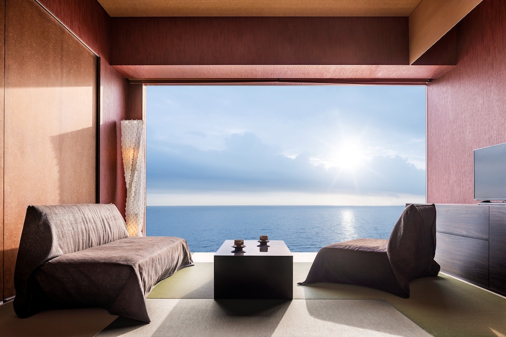 Japanese-style Suite with Outdoor Bath RC3, Non Smoking - Photo 5