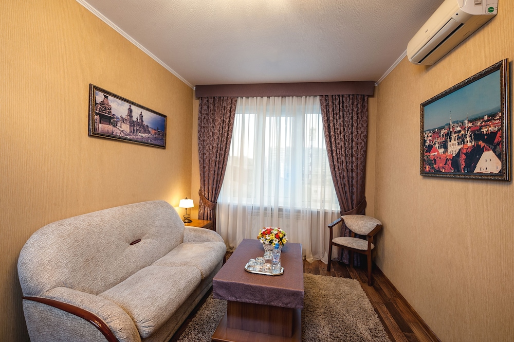 Family Suite, 2 Bedrooms, Jetted Tub