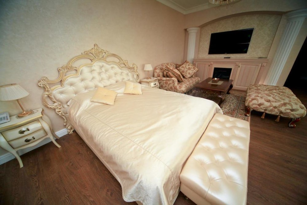 Royal Suite photo 1