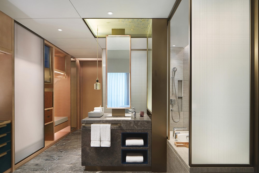 Room, 2 Double Beds, City View - Photo 5