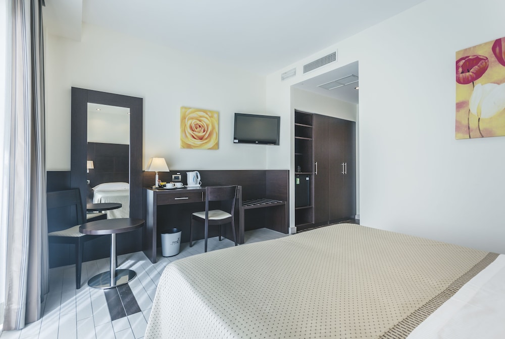 Superior Double Room photo 2