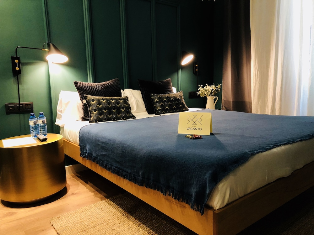 Standard Double Room, 1 Queen Bed, Non Smoking photo 3