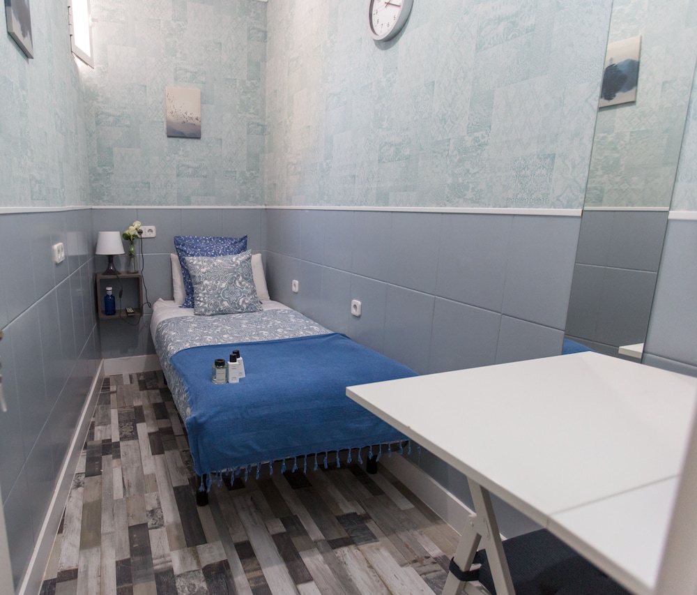 Economy Single Room (INDIVIDUAL BAÑO COMPARTIDO) photo 3