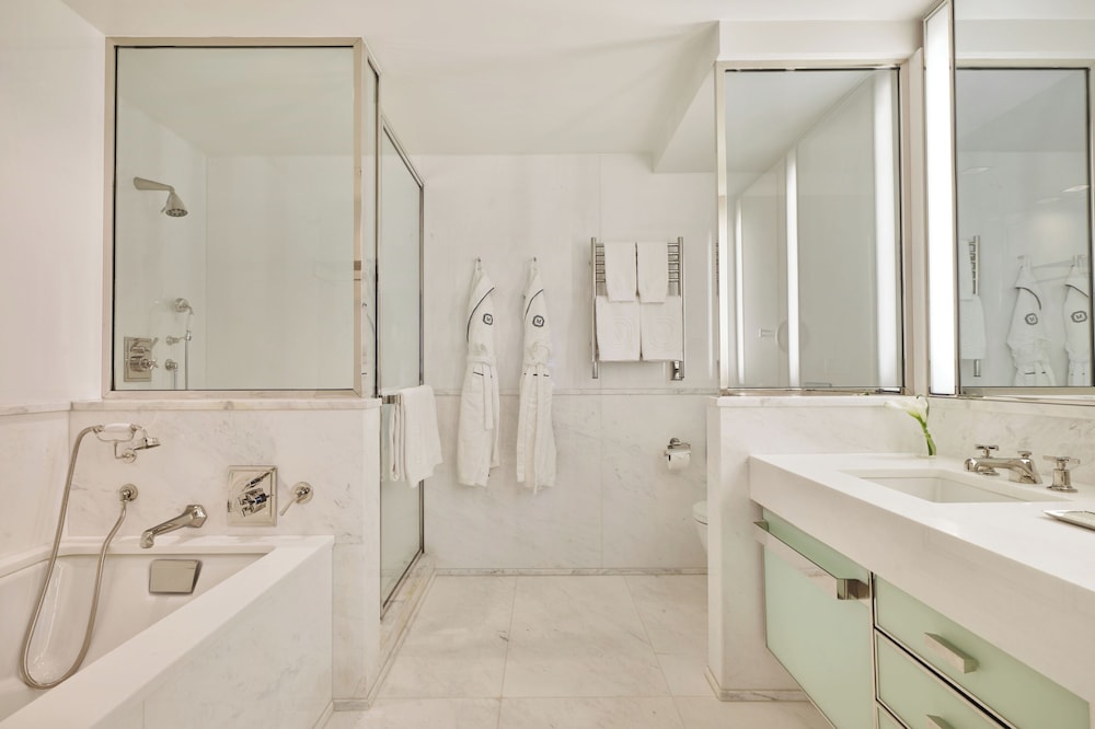 Two Bedroom Mark Suite thumbnail 5