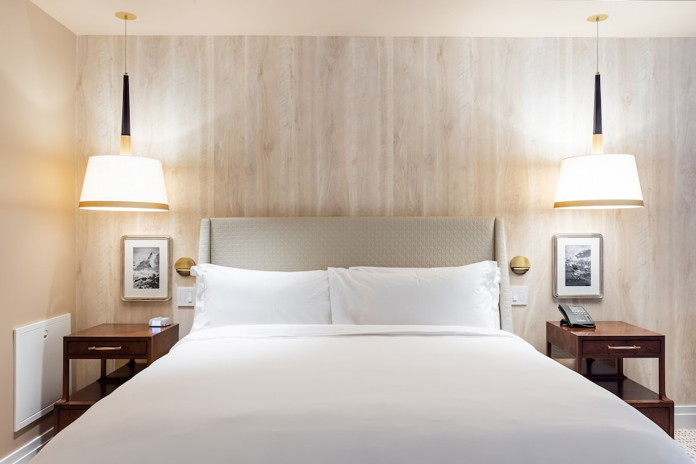 Room, 1 King Bed (Goldener)