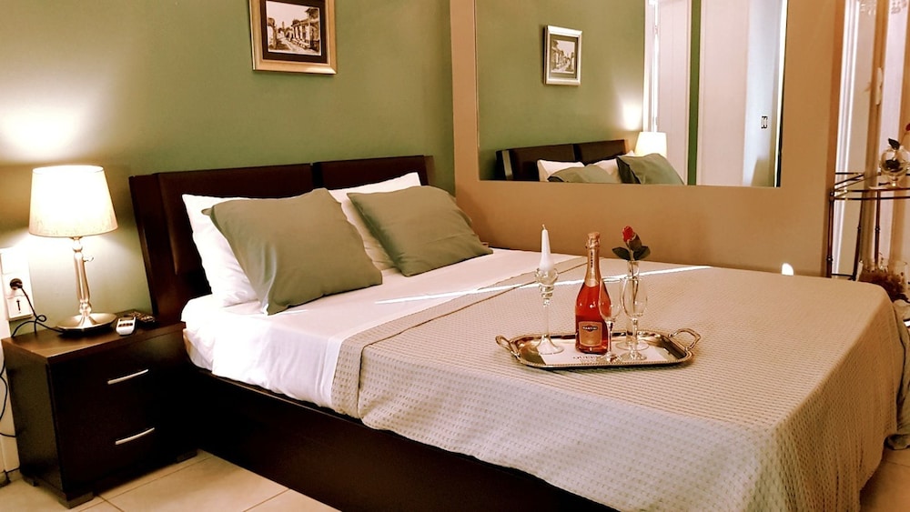 Family Suite, 2 Bedrooms, Hot Tub, Sea View