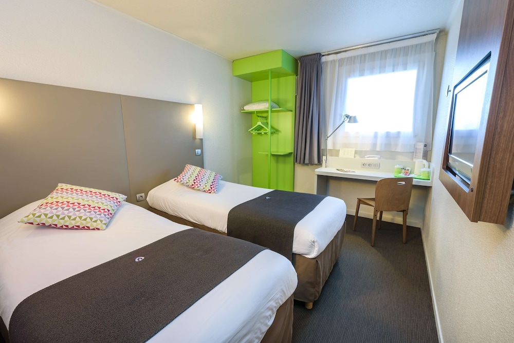 Standard Room, 2 Twin Beds photo 3