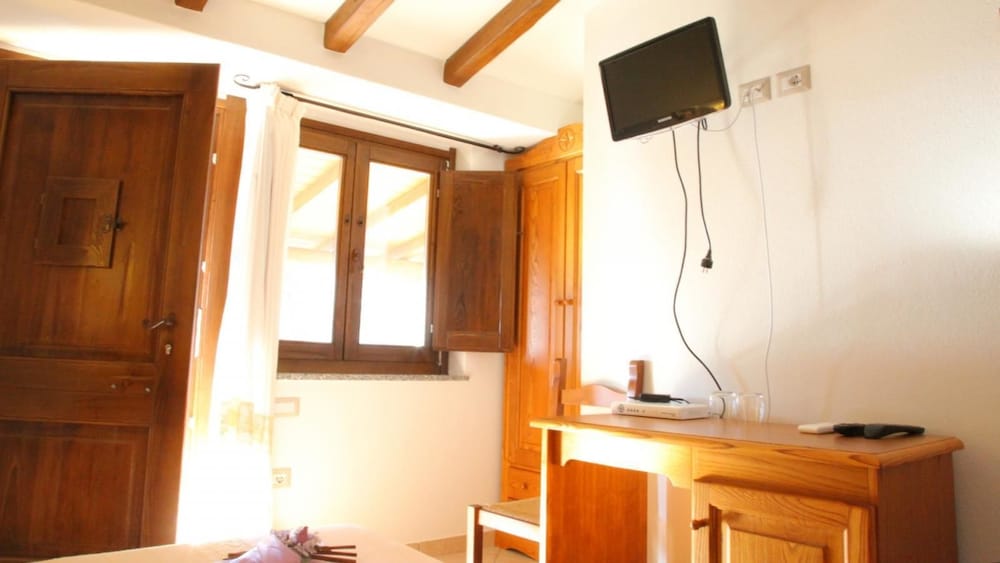 Double Or Twin Room (With Extra Bed) photo 2