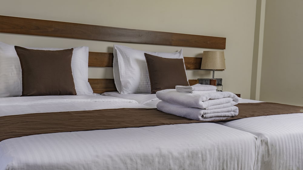 Deluxe Room, 1 Double Bed - Photo 3