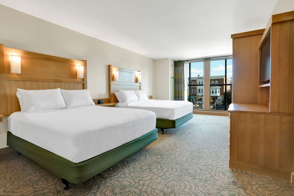 Suite, 2 Queen Beds, Accessible photo 3