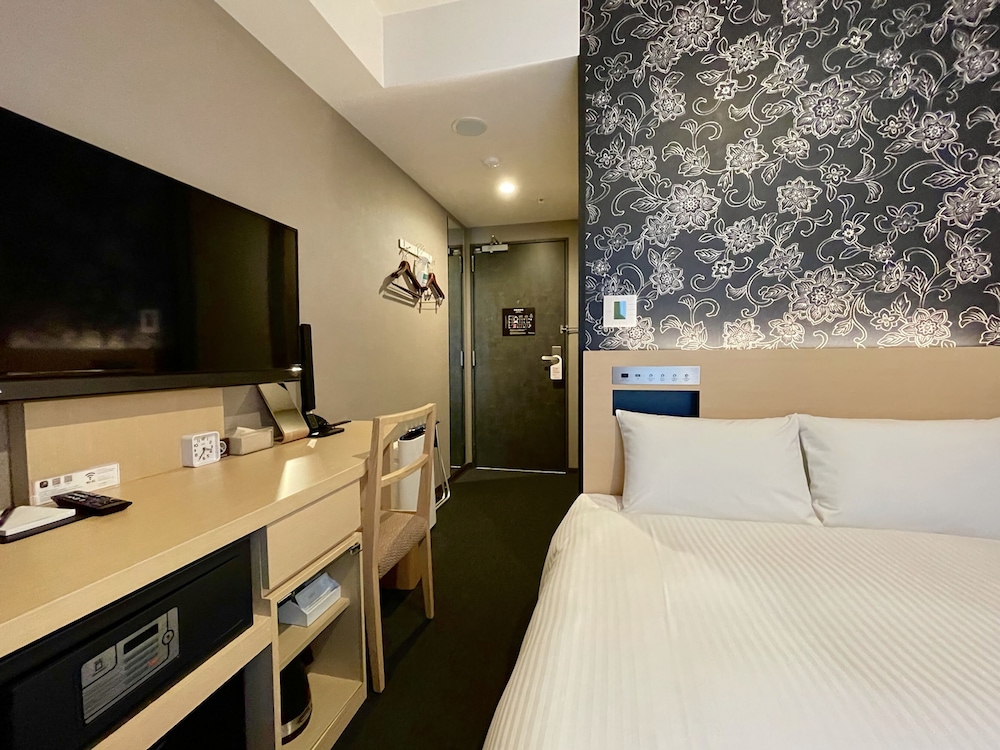 Moderate Double Room, Non Smoking (Separate breakfast charge for 0-6yrs) photo 1