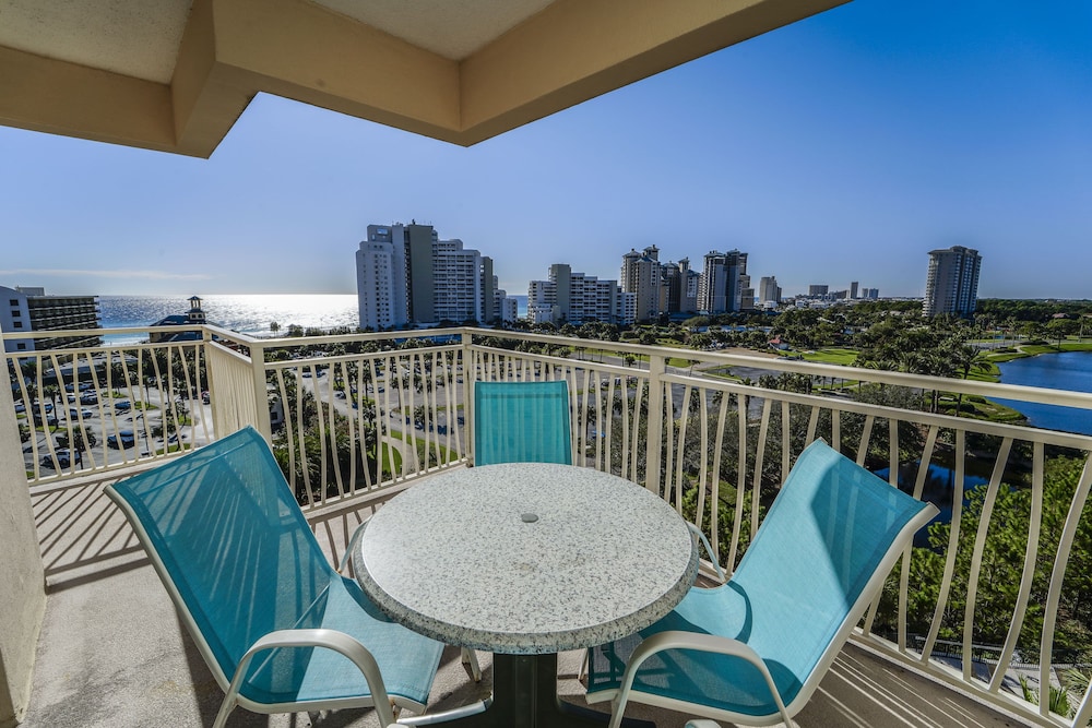Condo, 2 Bedrooms, Sea View (2-6632/6634) photo 3