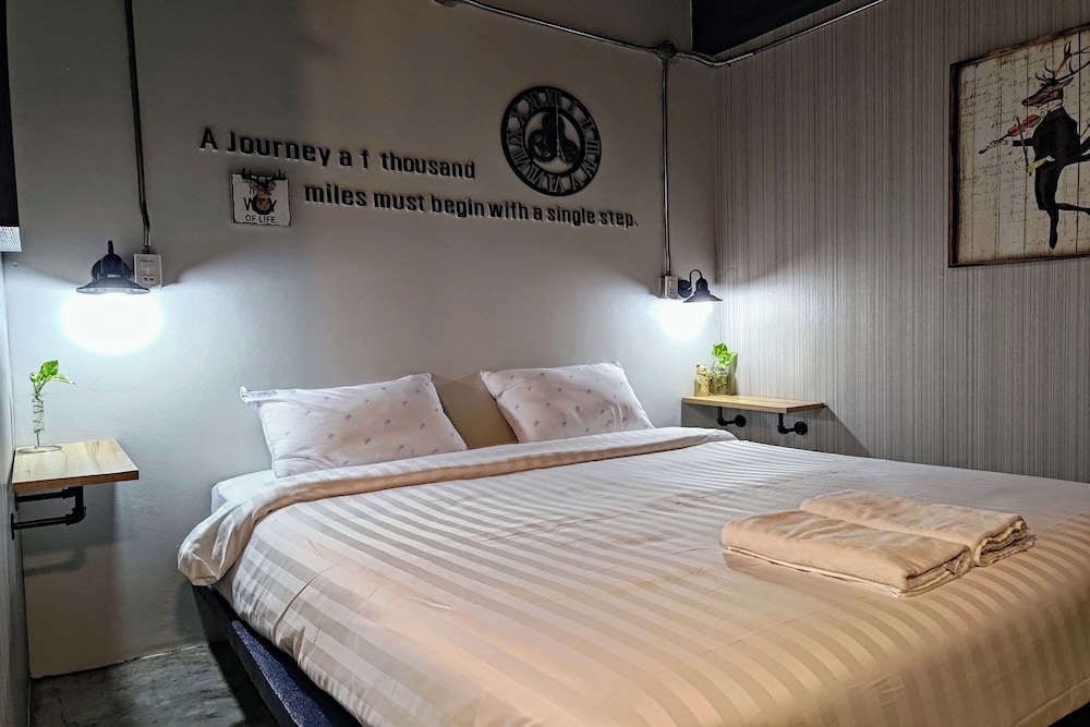 Standard Double Room - Photo 2