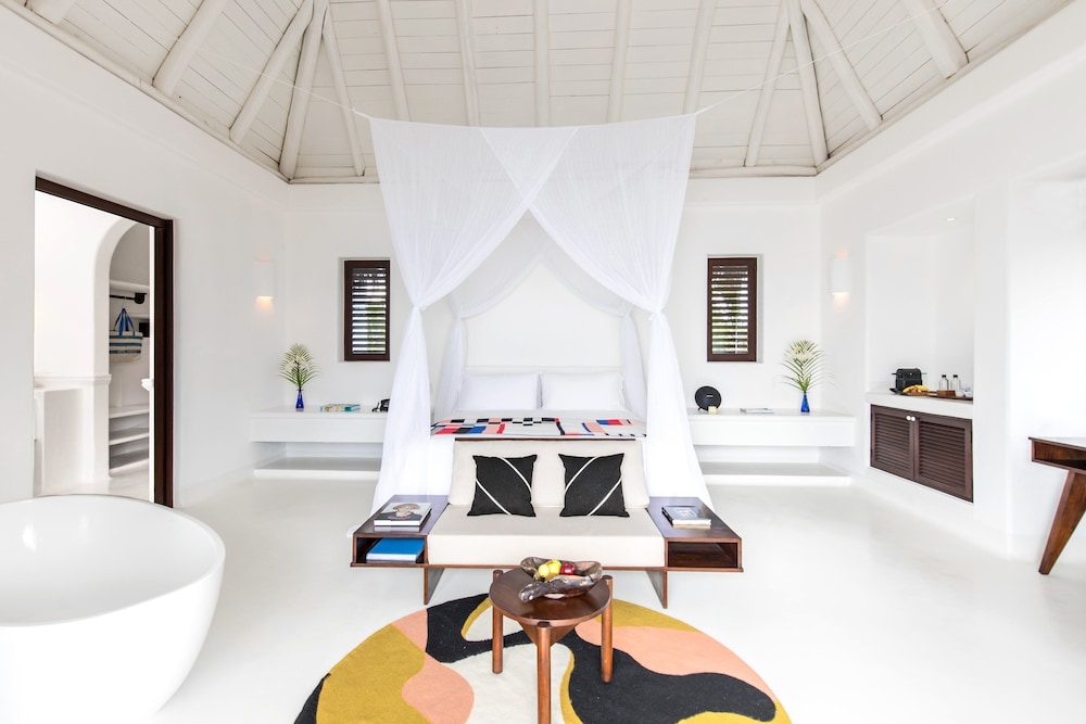 Suite (Beach)