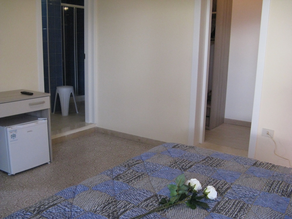 Superior Quadruple Room photo 2