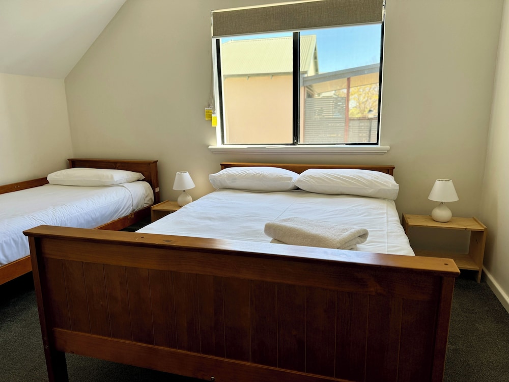 Margaret River Beach House with outdoor spa photo 2