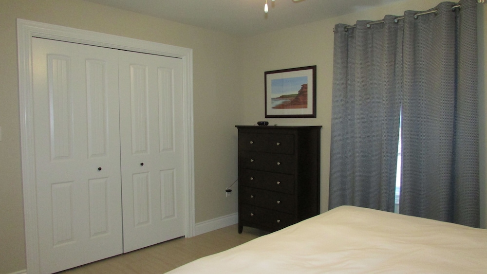 Deluxe King Villa photo 2