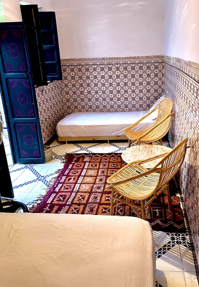 Standard Triple Room - Photo 19