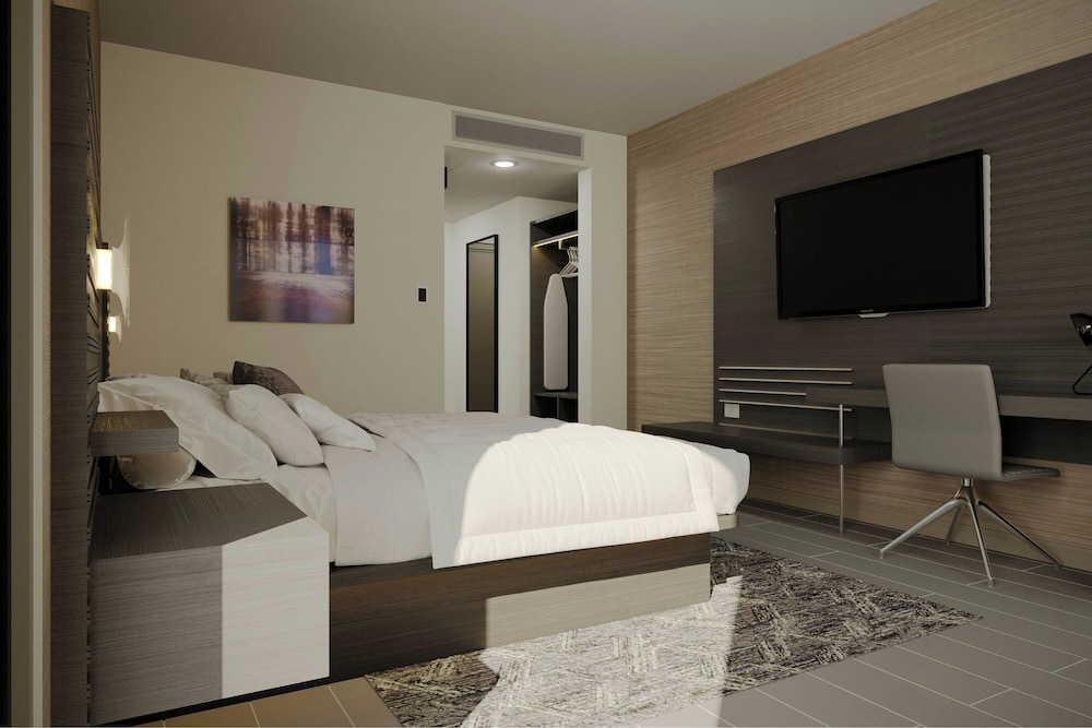 Deluxe Room, 1 King Bed with Sofa bed