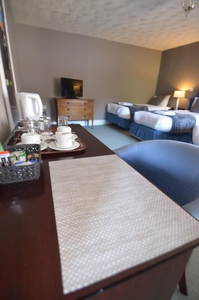 Basic Triple Room photo 2