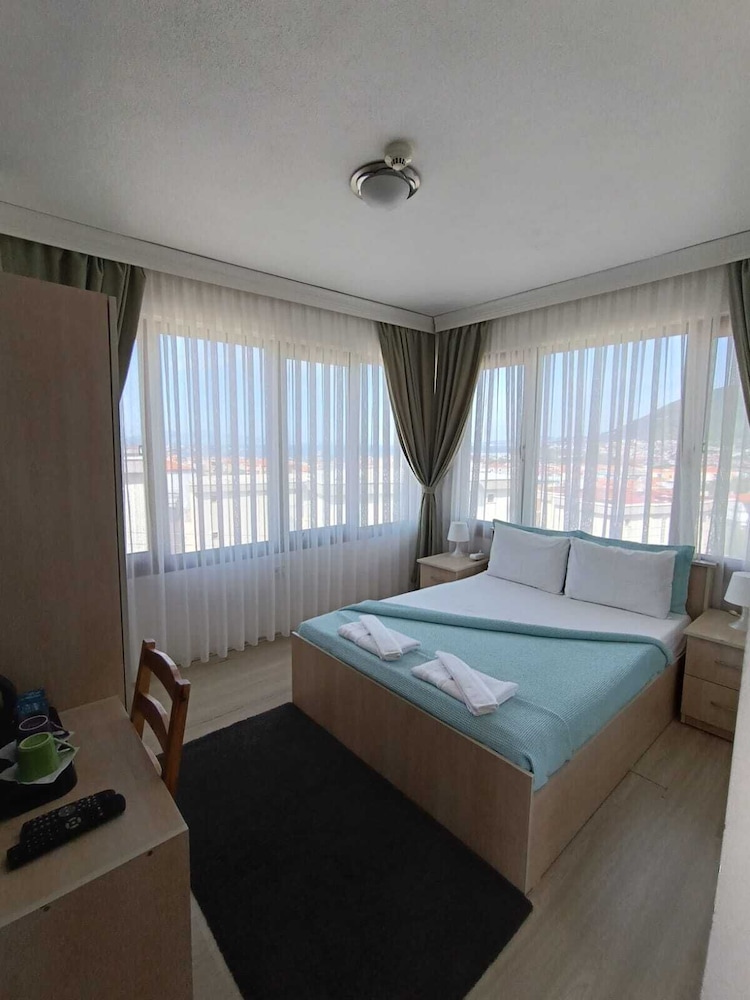 Standard Room photo 1