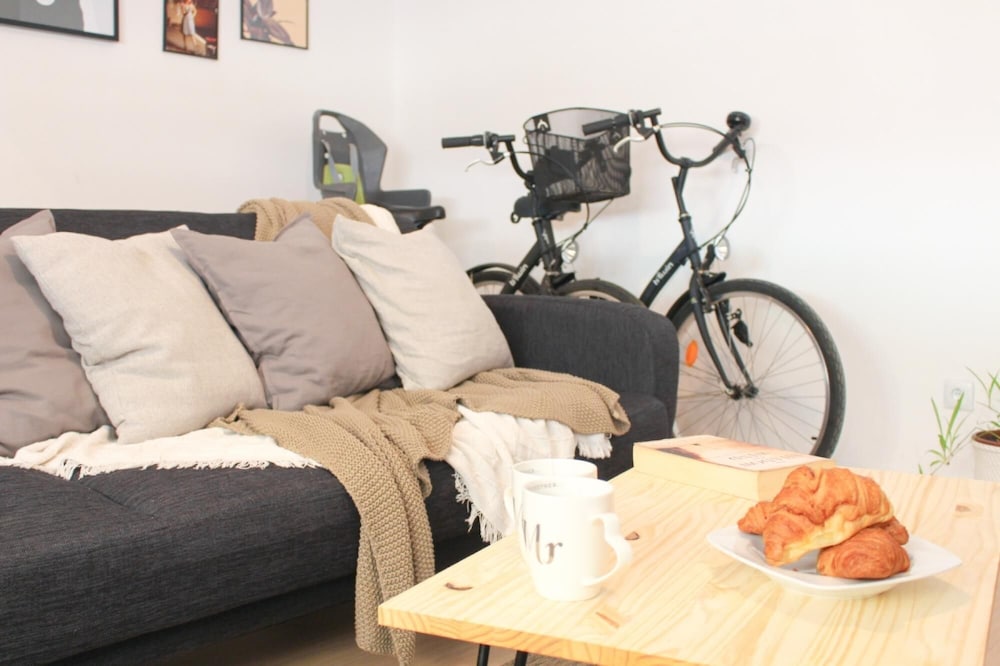 Apartment photo 2