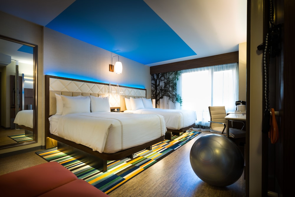 Standard Room, 2 Double Beds (Walk-In Shower)