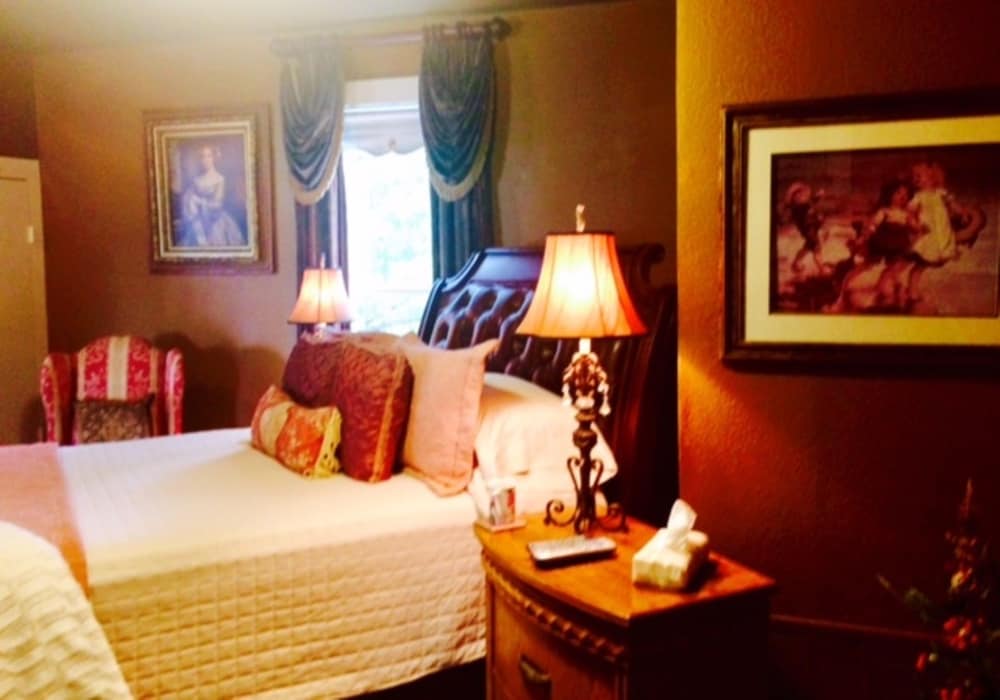 Mary Kate Suite photo 2