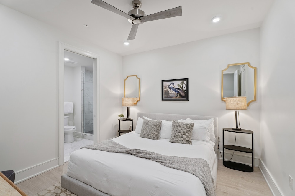 Family Suite (5 Bedrooms)