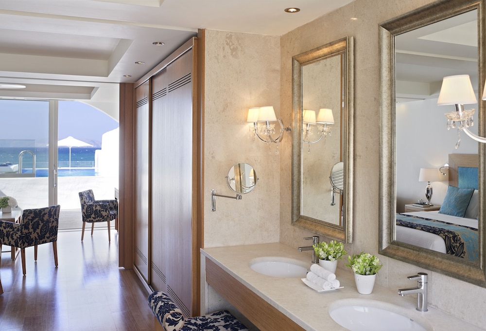 Suite, Partial Sea View (Beach Cabana)