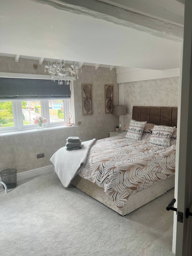Staysolihull, Large Spacious Corner House,, 사진 23
