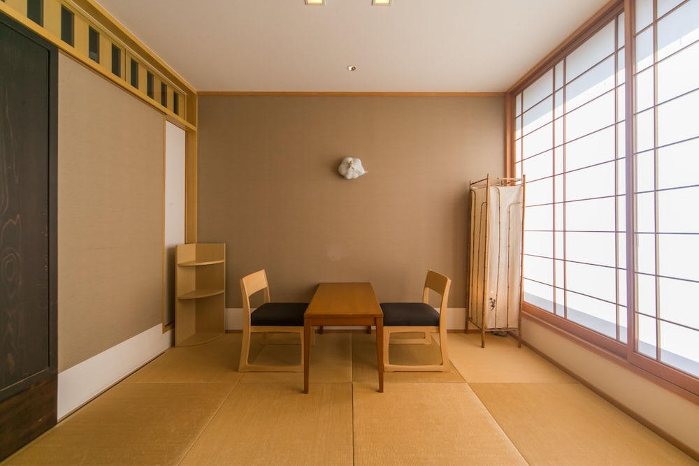 Japanese Modern Room with Private Hot Springs, "Theme: THE GOD OF THE WIND," Non Smoking 37 ㎡【3F】 photo 2