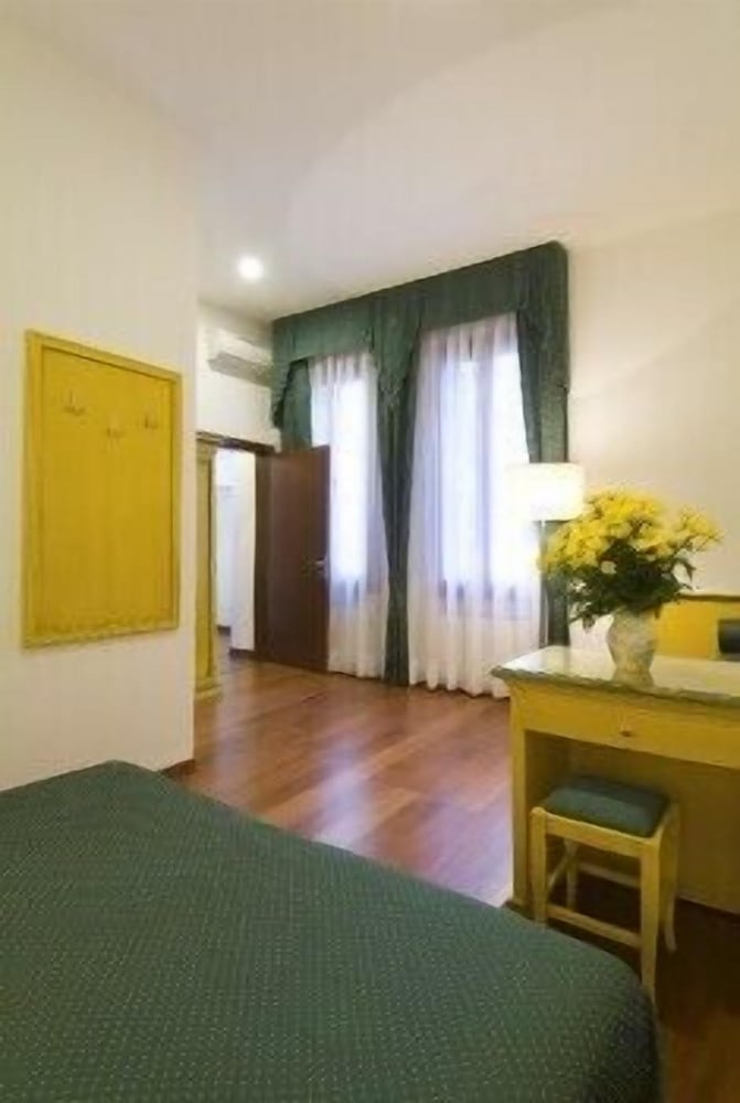 Quadruple Room photo 2