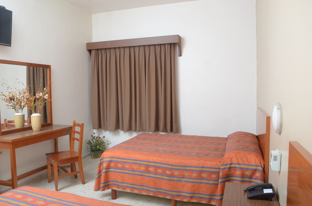 Standard Double Room, 2 Double Beds photo 3