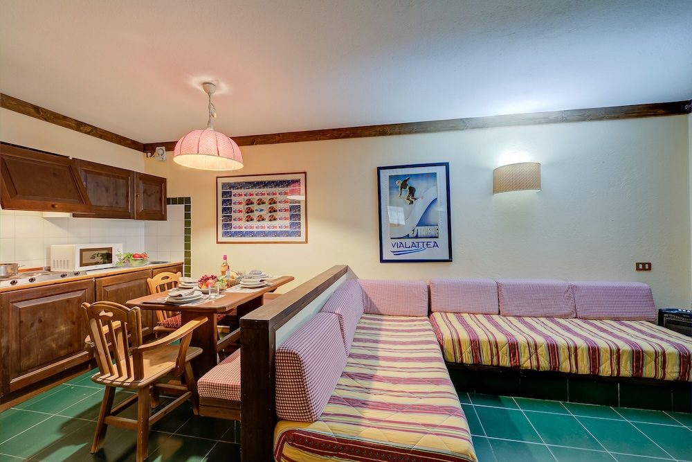 Family Studio, Mountainside (Grange Hike & Ski - 8c Sestriere) photo 3