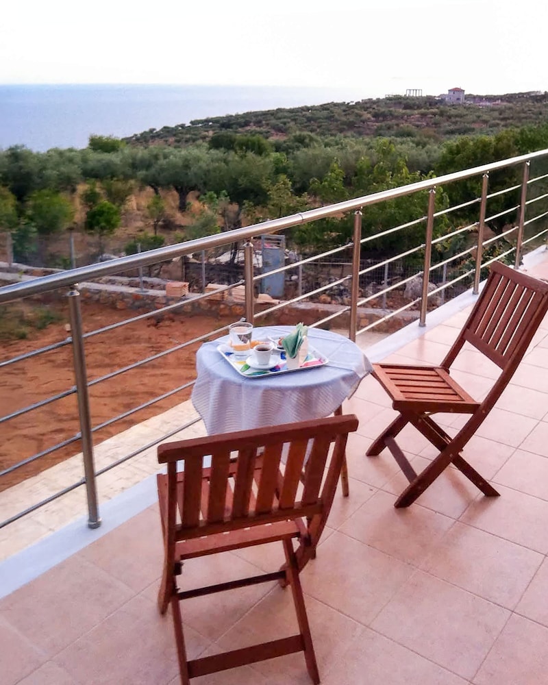 Villa Eleni - Private Pool Retreat Near Kardamili, Foto 17
