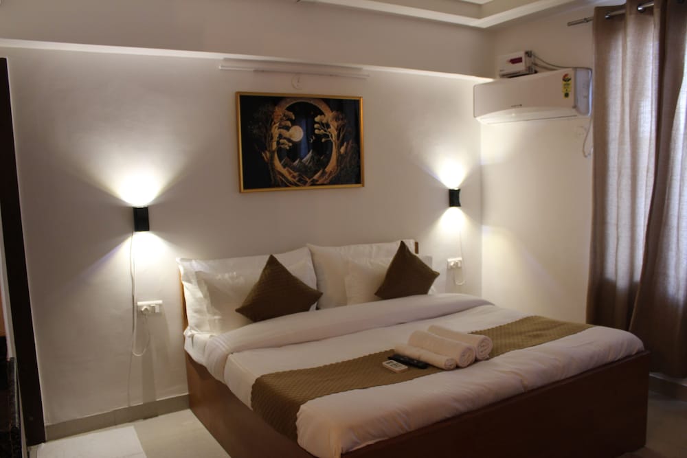 Executive Studio