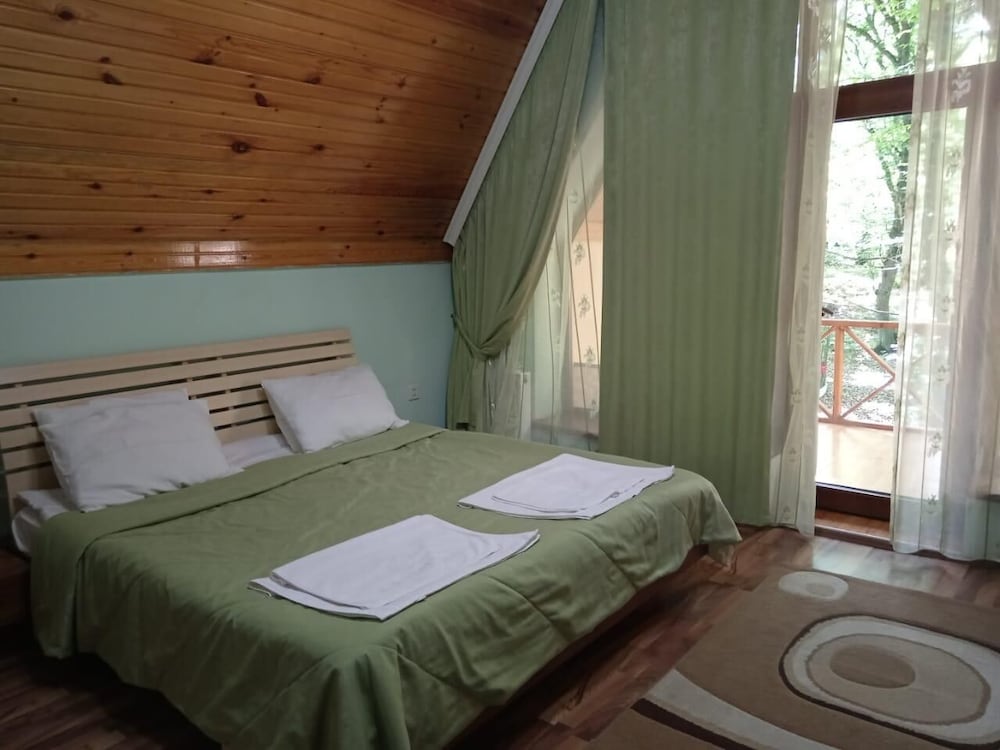 Standard Cottage