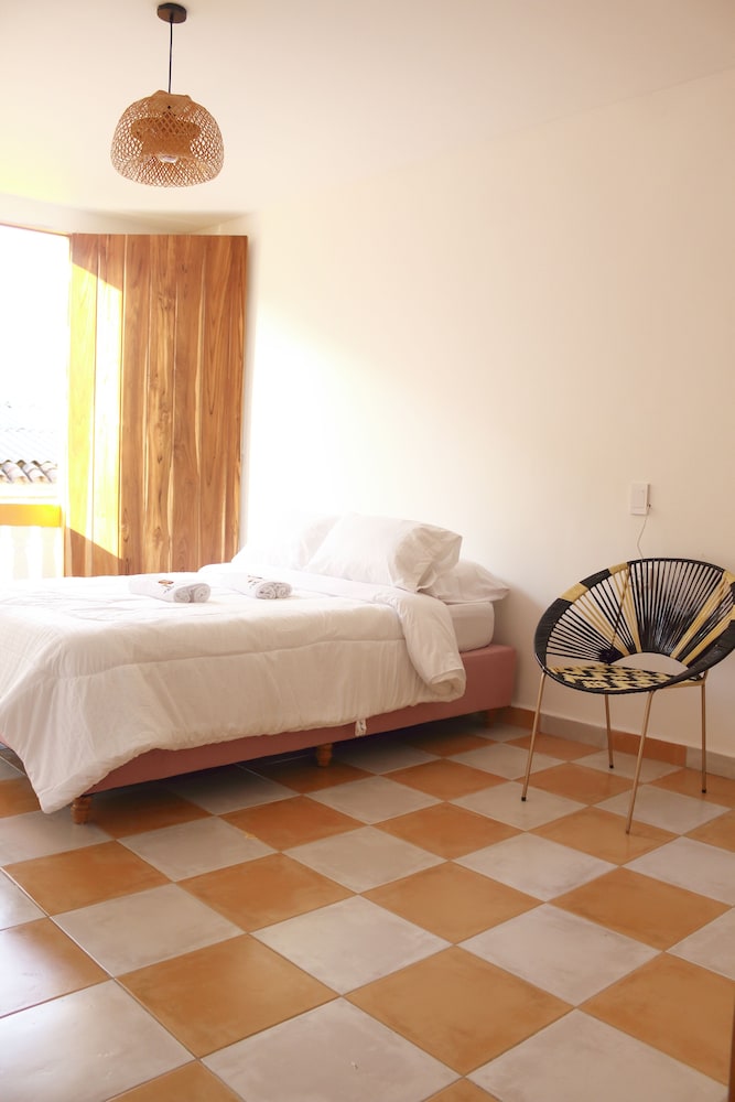 Double Room with Balcony and Private Bathroom photo 3