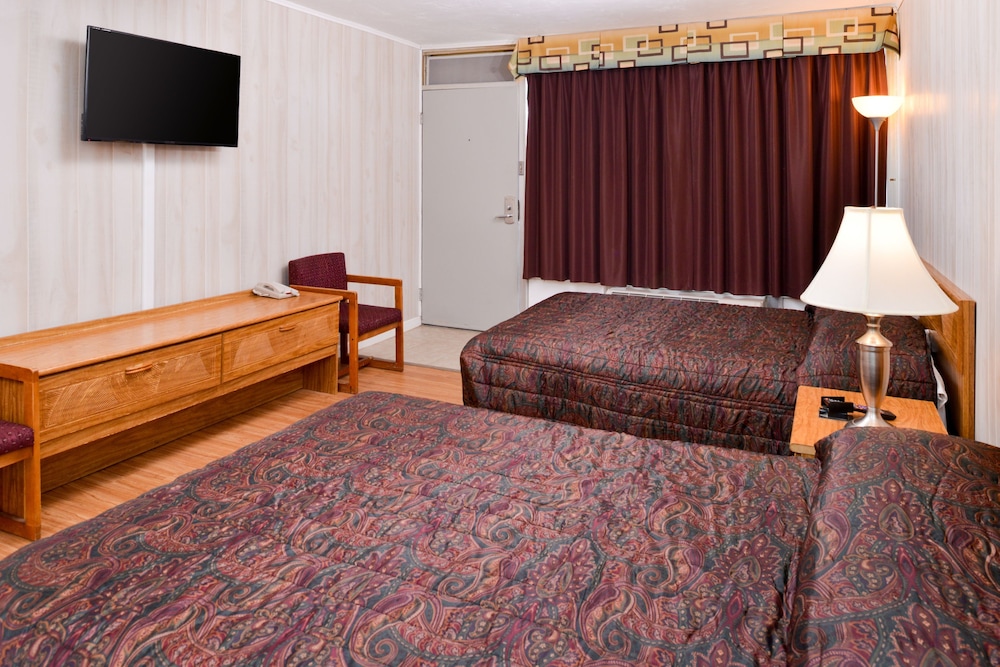 Double Room, Refrigerator & Microwave photo 2
