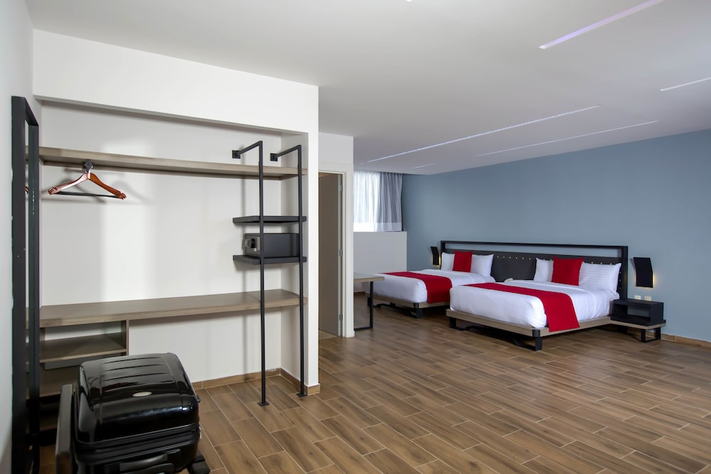 Junior Double Or Twin Room, 2 Double Beds photo 1