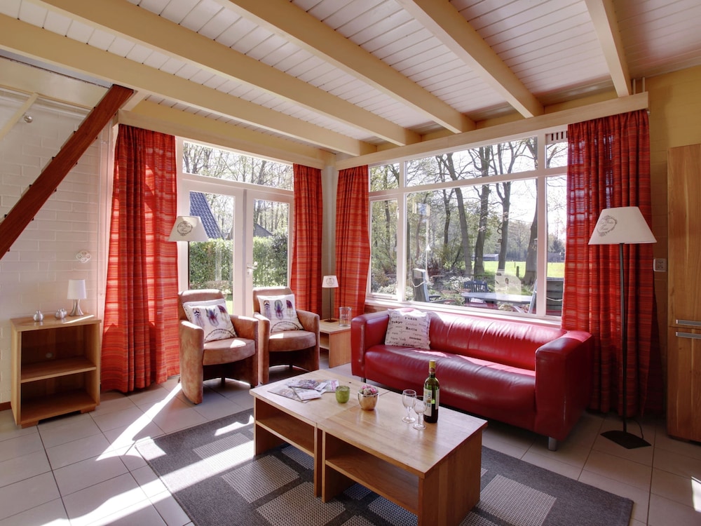 Classic House, 2 Bedrooms photo 2