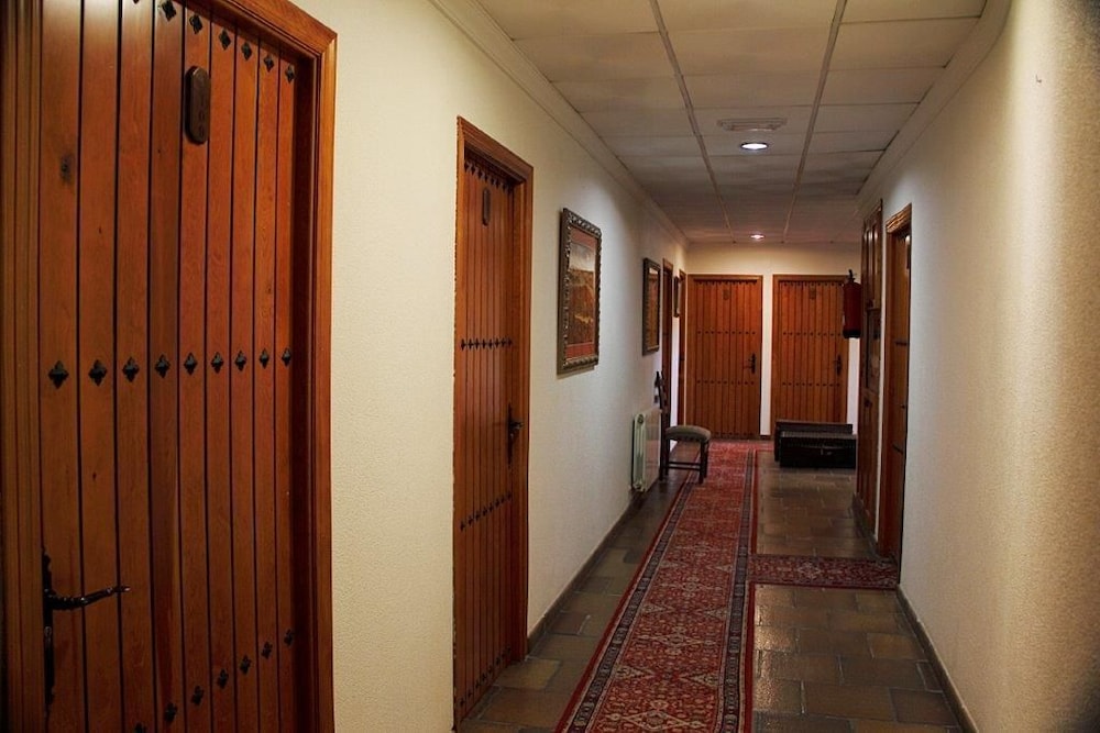 Double or Twin Room photo 3