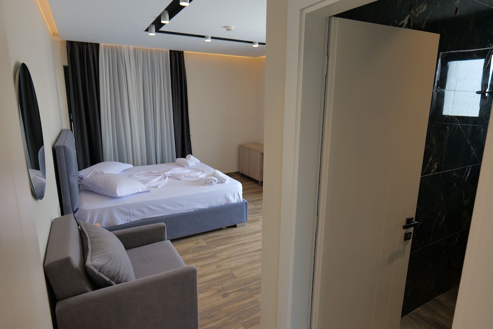 Deluxe Double Room, Sea View photo 3