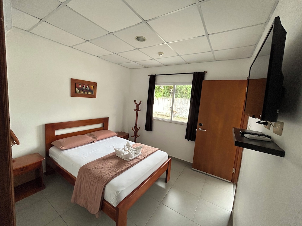 Basic Double Room