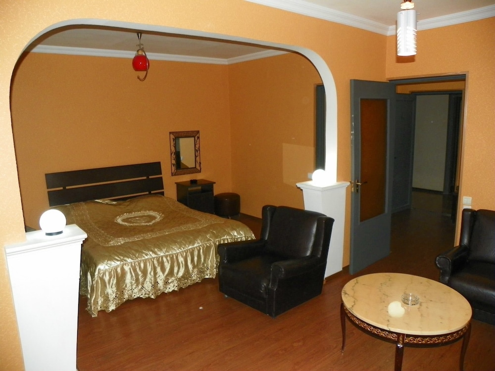 Junior Suite, 1 Bedroom, City View photo 2